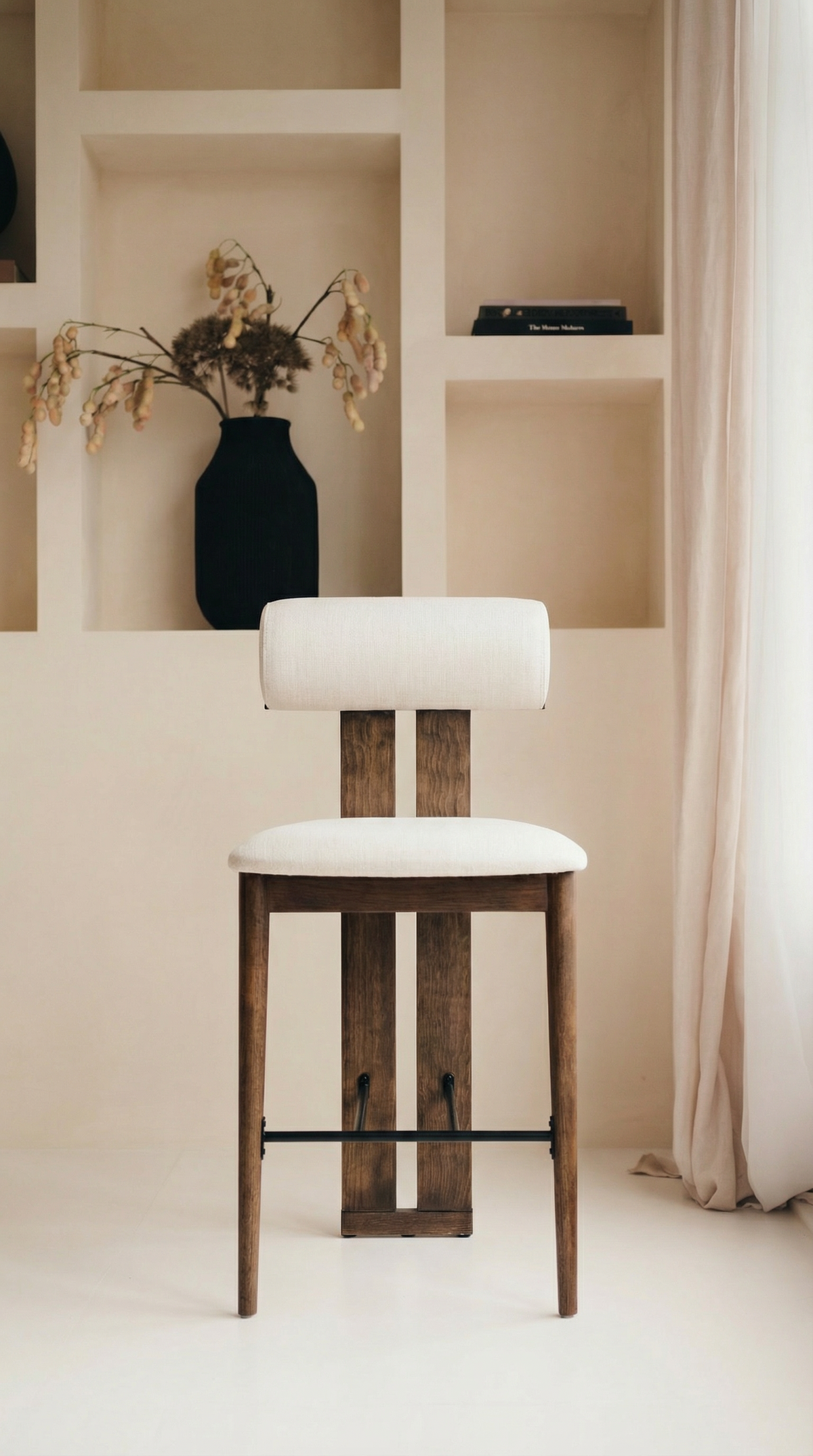 Japandi-Barhocker aus massiver Buche | Mokani