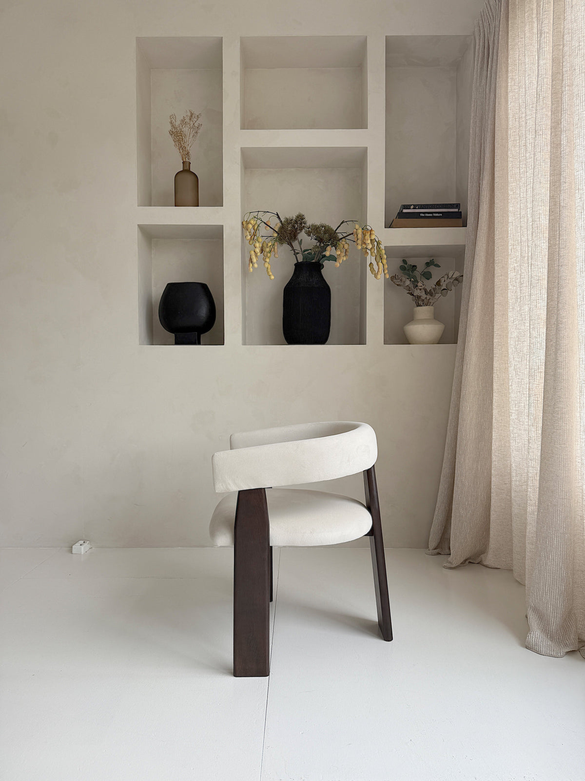 Japandi eetkamerstoel – handgemaakt, tijdloos design | Mokani